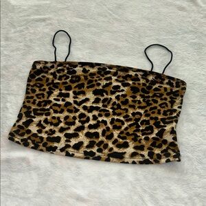 Leopard print cropped tank top